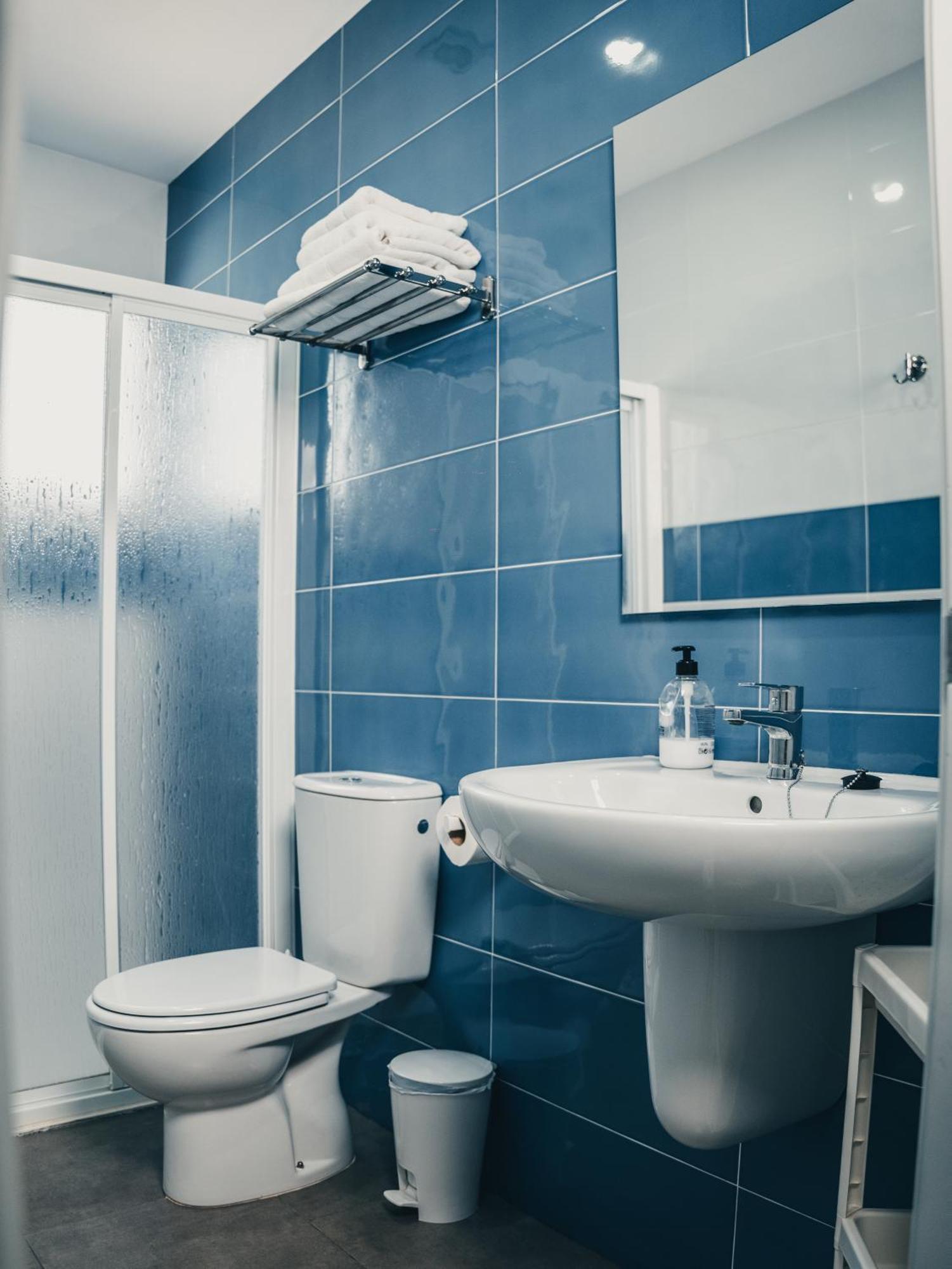 Hostal Delia ألورا المظهر الخارجي الصورة